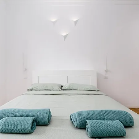 Apartamento Splendido Comodo A Tutti I Servizi